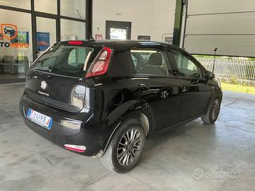 FIAT PUNTO 1.4 BENZINA - NEOPATENTATI - 5 PORTE