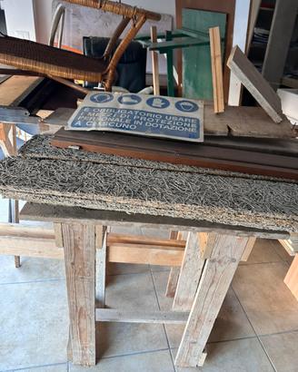 Materiali vari tavole di legno, articoli fai da te