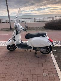 Vespa 300 GT S