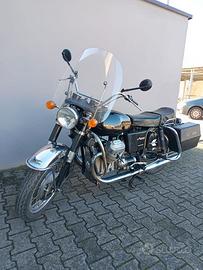 Moto Guzzi V7 special