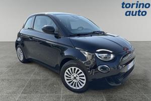 FIAT 500 Action Berlina