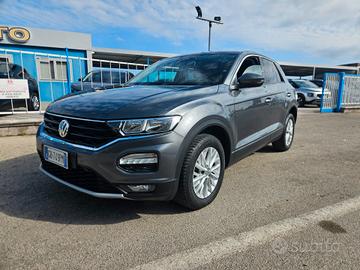 Volkswagen T-Roc 2.0 TDI SCR 150 CV Business BlueM