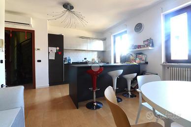 3 LOCALI A PORTO MANTOVANO