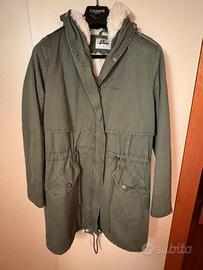 Parka invernale imbottito con cappuccio