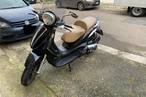 Piaggio BEVERLY 500