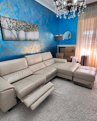 Divano angolare in pelle con relax elettrico