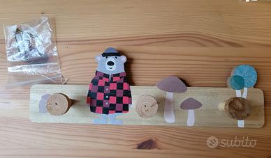 Appendino legno per cameretta