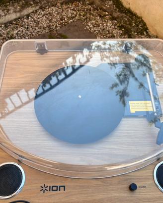Giradischi ION Maxi LP con casse integrate