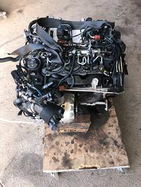 Motore audi a4 - a5 - q5 - a6 2.0 diesel - det-deu