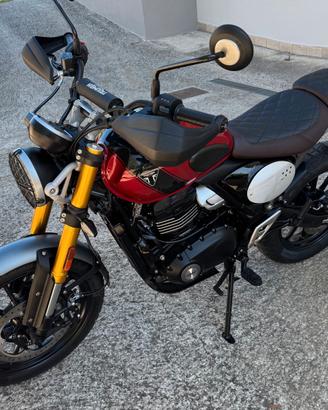 Triumph Scrambler 400X Carnival Red