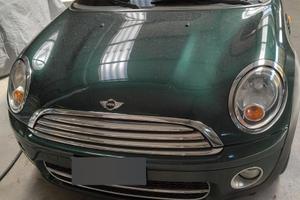 Mini cooper D verde inglese 110CV , anno 2008