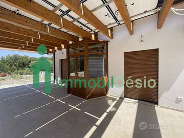 Villa di 167 m² con più di 5 locali a Potenza