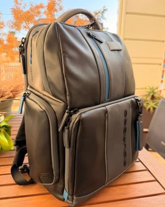 Zaino Piquadro porta PC 15.6"  con luce a LED