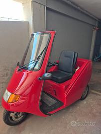 Scooter a tre ruote
