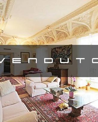 Appartamento di 192 m² con 4 locali e box auto a B