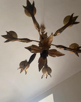 Lampadario in ferro battutto