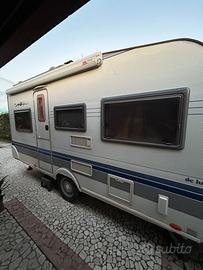 roulotte Hobby 450 ufe