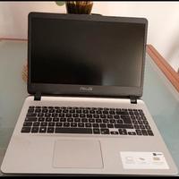 Asus vivobook x507 Intel i7- SSD m2 256 giga +1tb