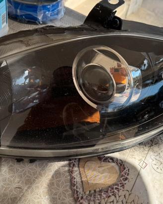 Faro leon mk2 1p