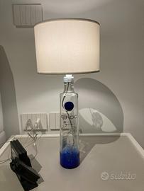 Lampade fatte a mano con bottiglia