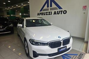 BMW 520d 48V Touring Business