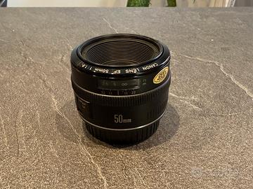 Canon EF 50mm f/1.8 mark I baionetta in metallo