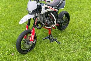 Husqvarna sm 125
