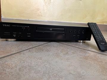 Lettore CD/USB Teac***Carrello Rotto***