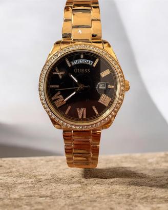 Orologio Guess in oro da donna