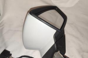 specchietto destro per Seat Leon del 2017