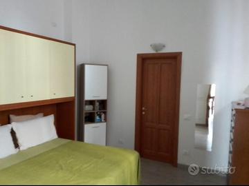 3 locali più servizi anche 5 mesi