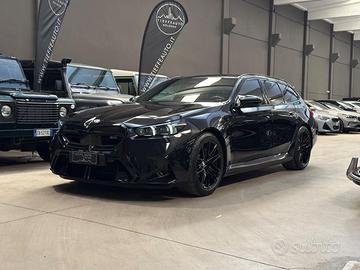BMW M5 Touring * FULL OPTIONAL / IVA ESPOSTA*