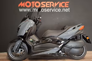 Yamaha X-Max 300 Tech Max