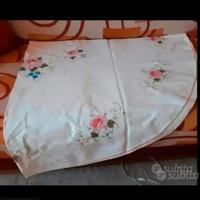 Tovaglia rotonda con 8 tovaglioli 