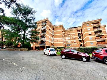 TRILOCALE LUMINOSO CON BALCONE VIVIBILE