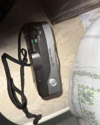 Macchina fotografica Canon-prima super 105