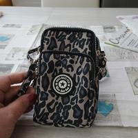 porta cellulare a tracolla