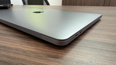 Macbook pro touchbar 512gb