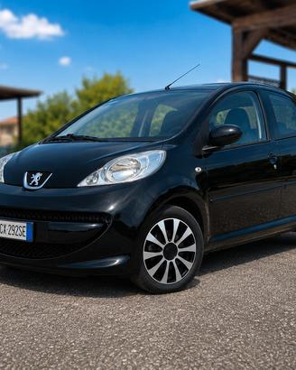 Peugeot 107 1.0 68CV 5p. Plaisir