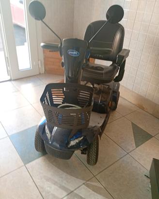 Scooter elettrico per disabili
