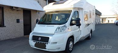 Camper semintegrale compatto Mobilvetta