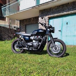 Triumph Bonneville T120  Black Edition 