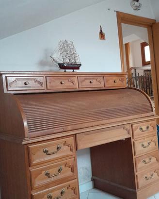 Secretaire a serrandina in legno 