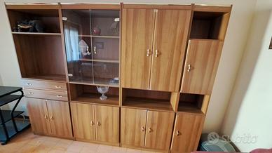 mobile per soggiorno, con tavolo