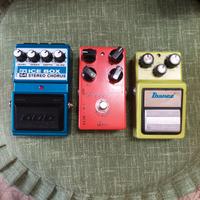 effetti chitarra elettrica+ accessori (vedi foto)