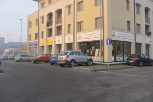 Attività / Licenza di 100 m² a Bagnolo Mella