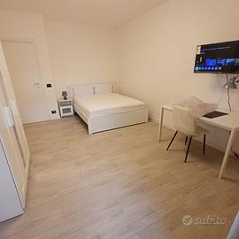 Privato affitta camera matrimoniale uso singolo