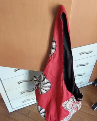 Borsa etnica artigianale in cotone.