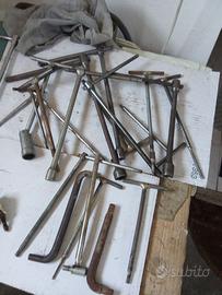 set di chiavi varie misure