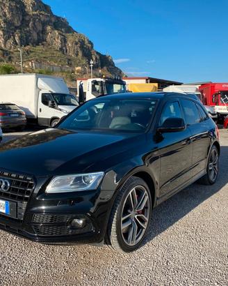 Audi SQ5 3.0 V6 313 CV